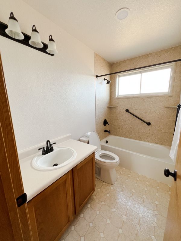 Top Bathroom Remodeling Companies in La Vergne, TN